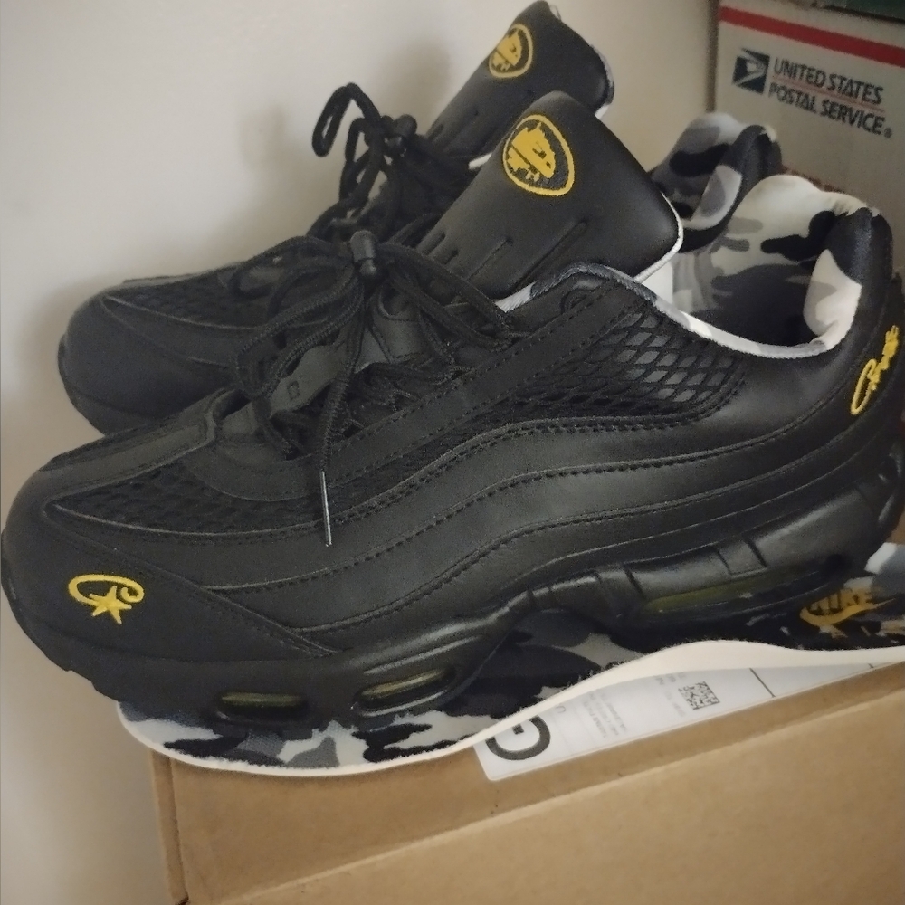 Nike Corteiz air-Max "HONEY BLACK"